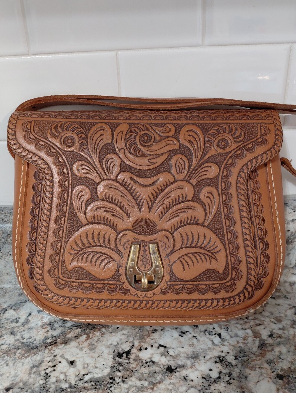 Vintage Tooled Tan Leather Western Boho Embossed Purse Bag W/ Horseshoe Clasp